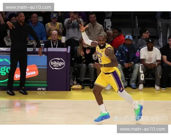 湖人124-104大胜独行侠 詹姆斯28+12+10再创里程碑 湖人124-104大胜独行侠 詹姆斯28+12+10再创里程碑